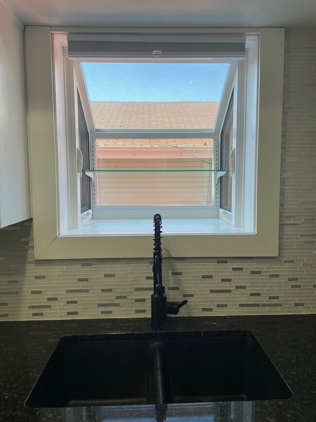 Photo - 12191 Bannock St