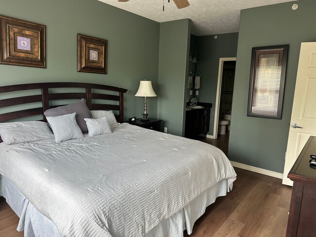 Photo - Move in Summer Special - Free Rent - Furnished 2 Bedroom 2 Bath Executive Apartment on Table Rock... Unit 226