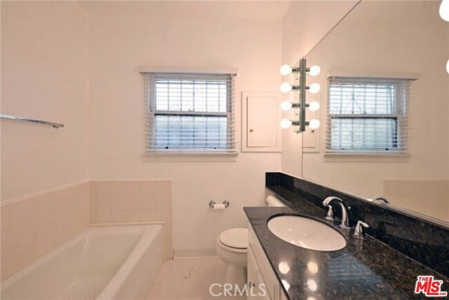 Photo - 149 Crescent Dr Unit C