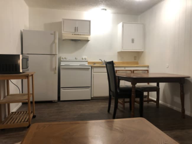 Photo - 601 S Bruce Ave Unit 4