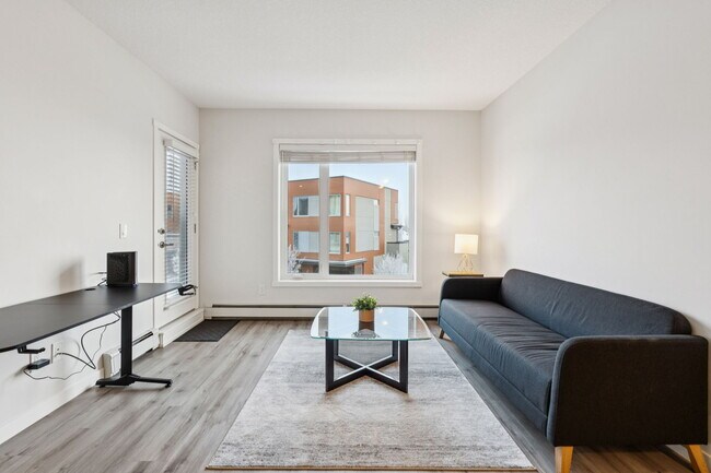 Photo - 71 Shawnee Cmn SW Unit 211