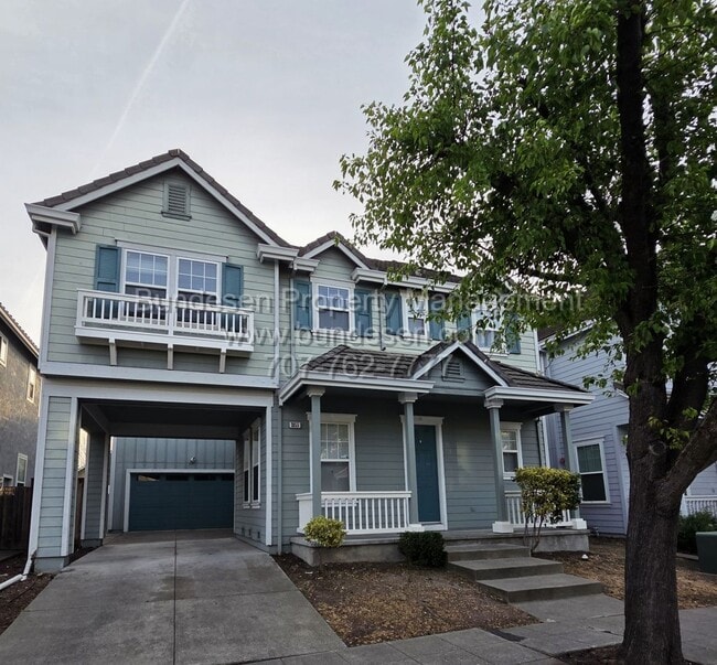 Building Photo - 3855 Louis Krohn Dr