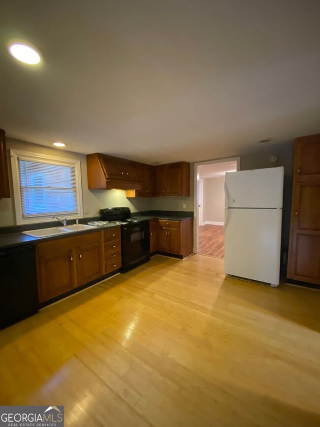 Photo - 1800 Timothy Rd