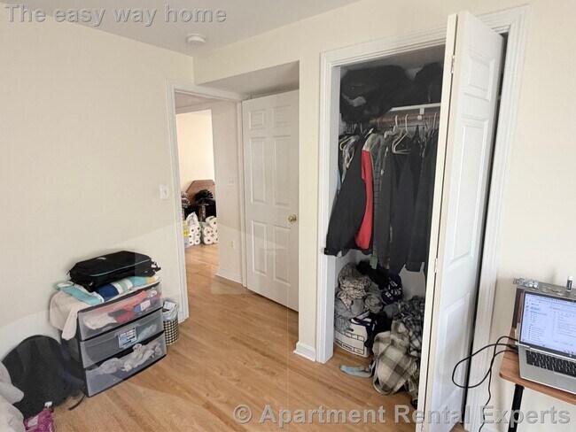 Photo - 11 Kent Ct Unit #1