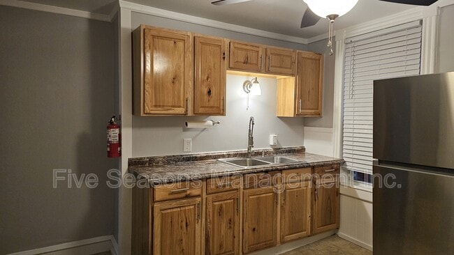 Photo - 25 Intervale Ave