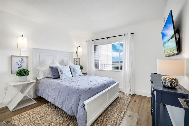 Building Photo - 26340 Hickory Blvd Unit 701