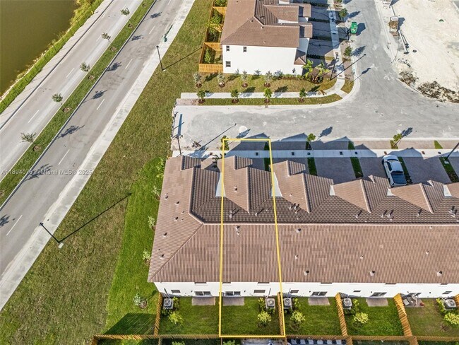 Photo - 2522 SE 27th Dr