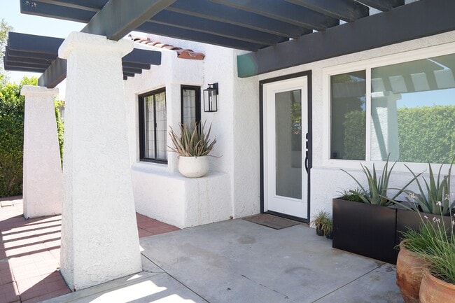 Photo - 33865 Cathedral Canyon Dr