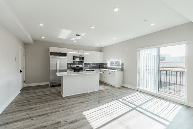 Photo - 3519 Haverford Ave Unit 604