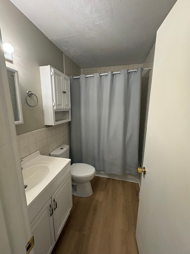 223 Ridge Ln Unit A