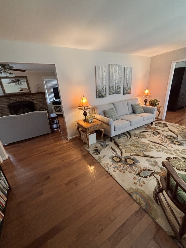 10516 Greglynn Rd