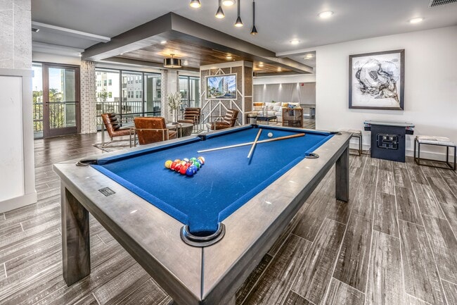 Vintage Lake Mary Apartments