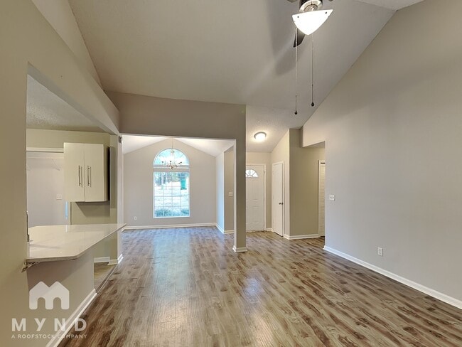 Photo - 632 Kilkenny Cir