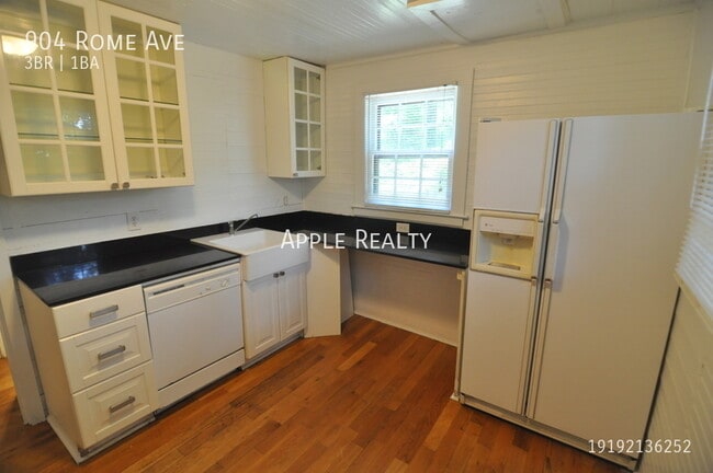 Photo - 904 Rome Ave