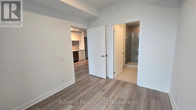 Photo - 1660 Bloor St W Unit 509