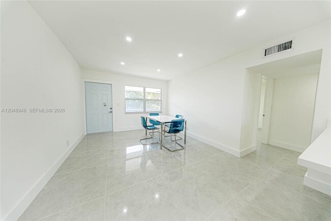 Photo - 2458 Polk St Unit 201