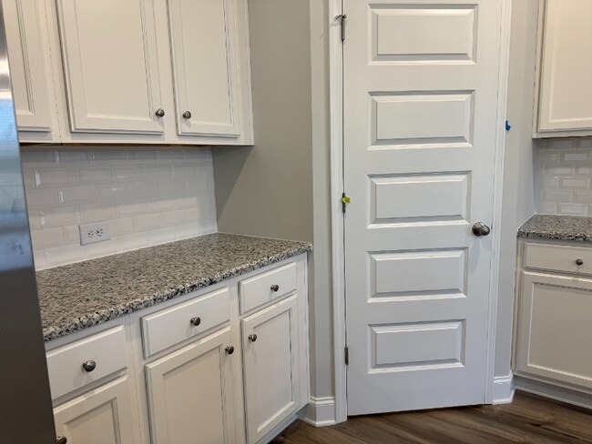 Photo - 3300 Westgate Park Dr