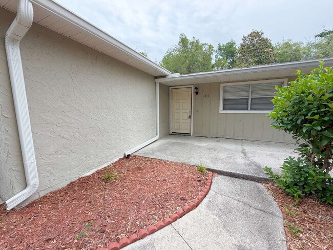 Photo - "Charming 2-Bedroom, 2-Bath Duplex Retreat in Spring Hill!"