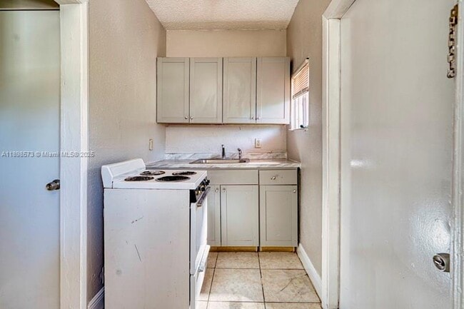 Photo - 2378 NW 60th St Unidad D