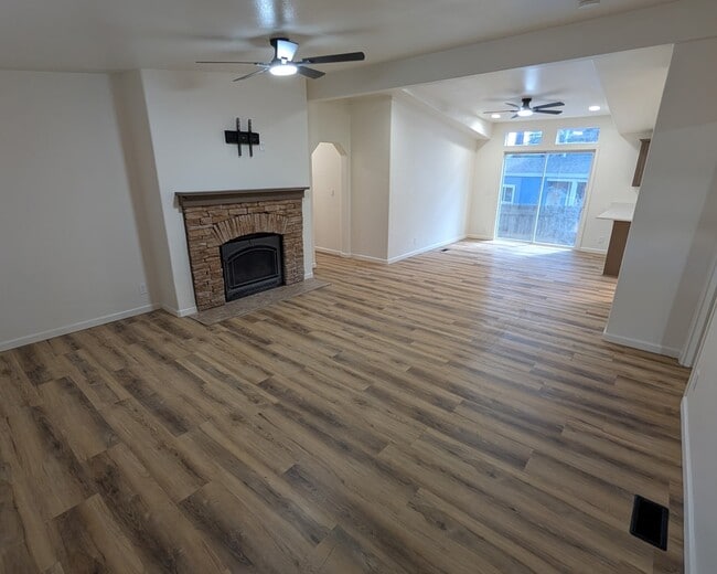 2491 W Rock Island Ave