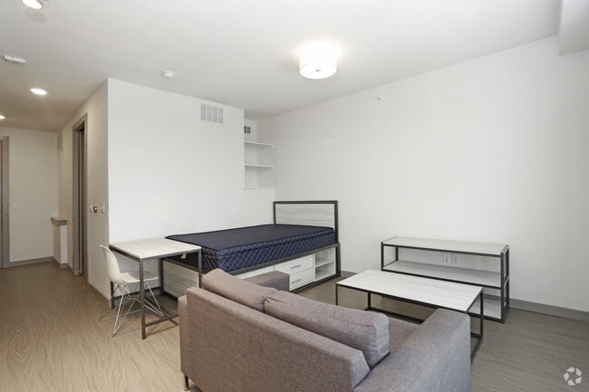 ESTUDIO - 443 pies cuadrados - ÁREA DE DORMITORIO/SALA DE ESTAR - 101 Center