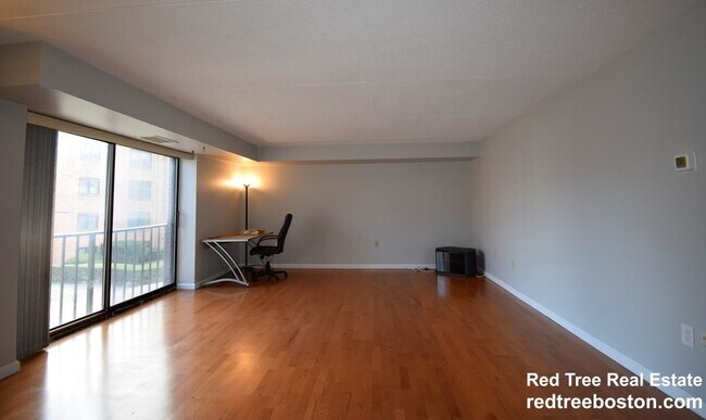 Photo - 1243 Beacon St Unit 1B-Brookline