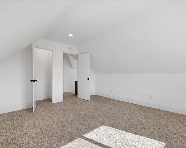 23 Craighead St