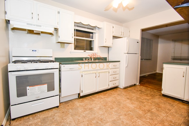 Photo - ADORABLE HOME IN CENTRAL LAFAYETTE