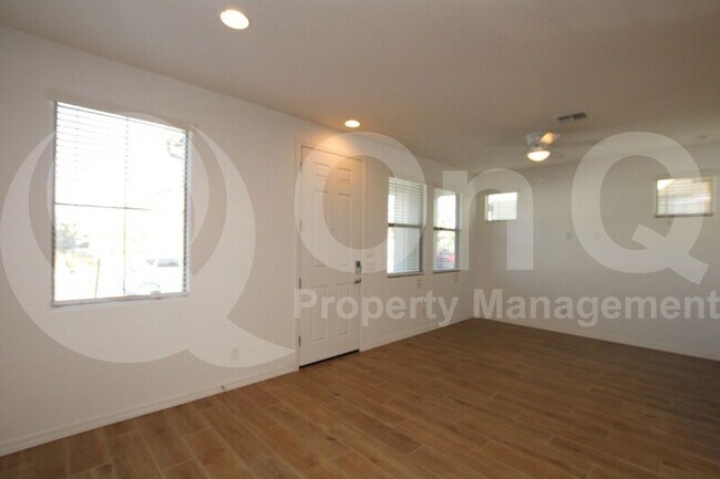 Photo - 5831 W Encinas Ln