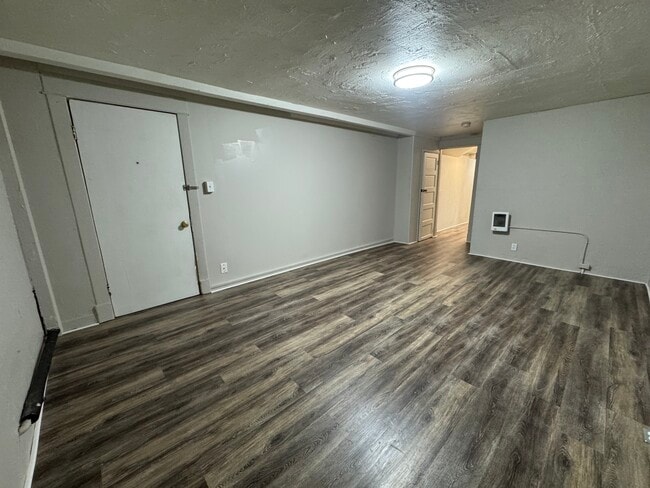 Sala de estar - 845 W Whitman St Unidad 2