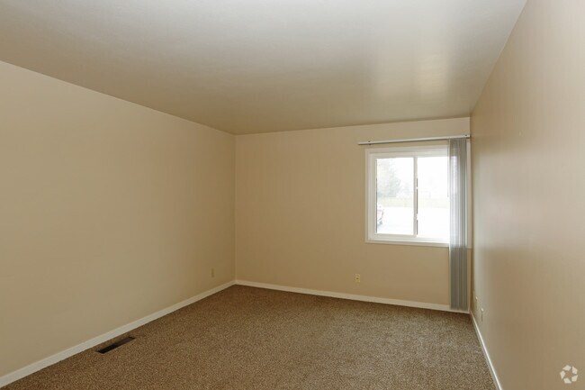1BR, 1BA - Updated - Bedroom