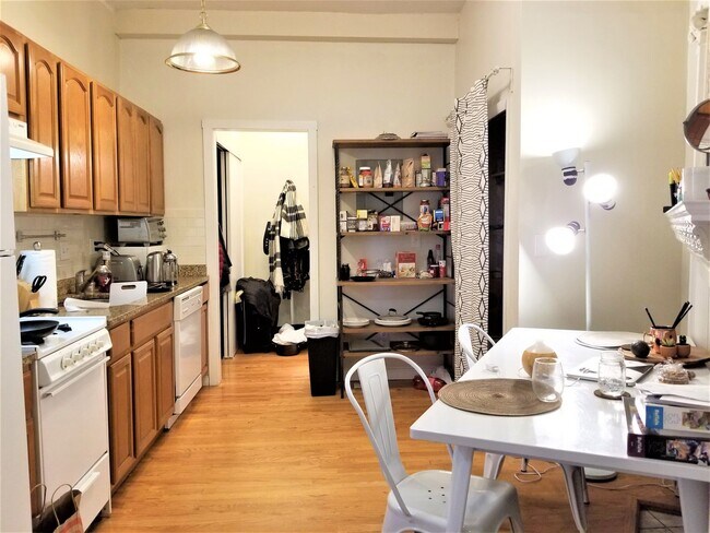 Photo - 2bed / 1bath close to Boston University