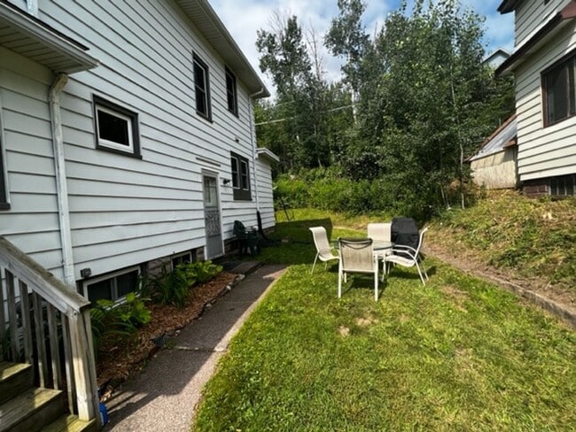 Photo - Duluth MN - 3 Bed - 1 1/4 bath