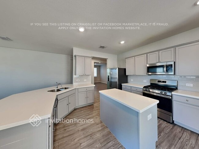 Photo - 14836 Grey Feather Trail