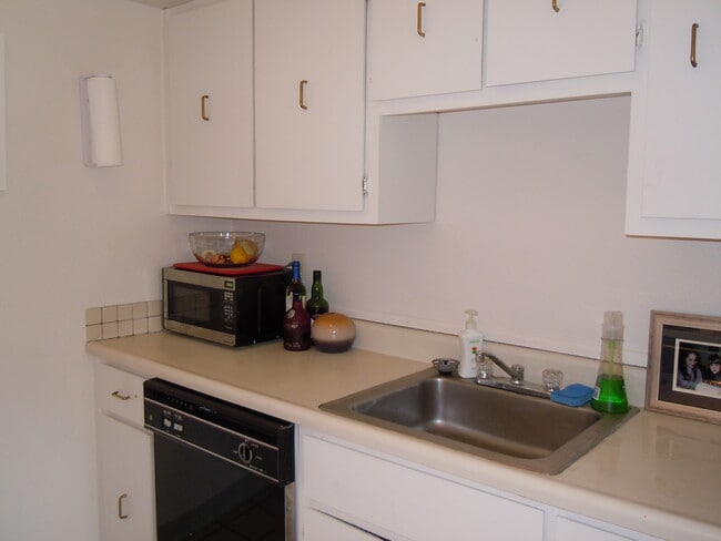 Photo - 3050 Corona Trl