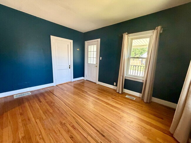 Photo - Centrally located 2 bedroom 1 bath house