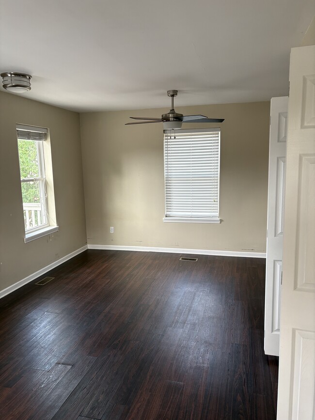 Photo - 253 W 15th St Unidad Studio Apartment