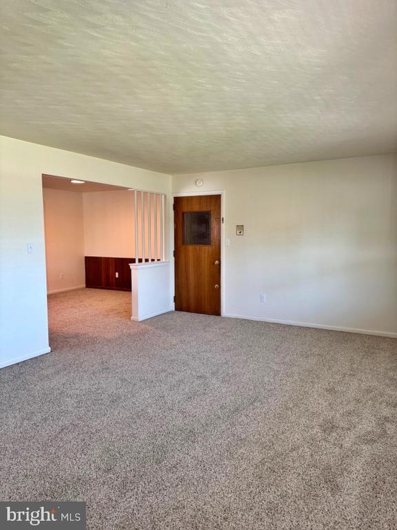 Photo - 2150 E Market St Apartamento Unidad A