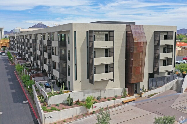 Contour On Campbell Apartments For Rent In Phoenix Az Forrent Com