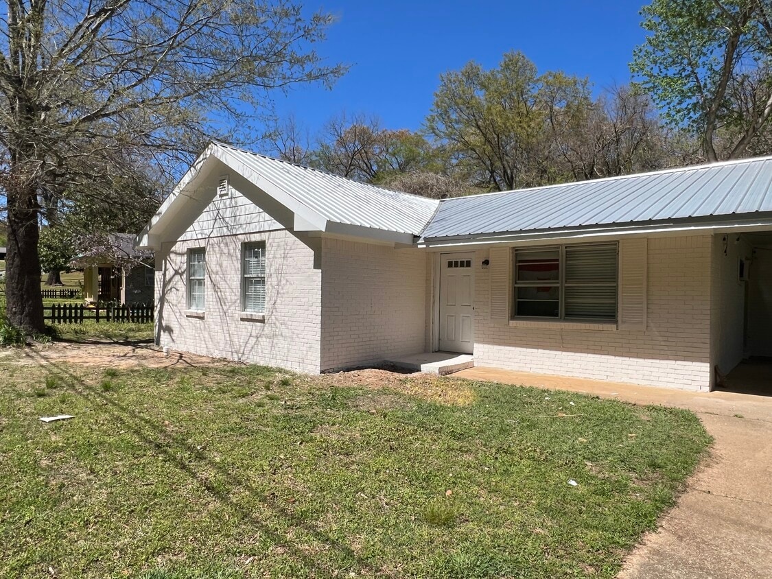 Photo - 1713 Burney Branch Dr (Oxford, MS)