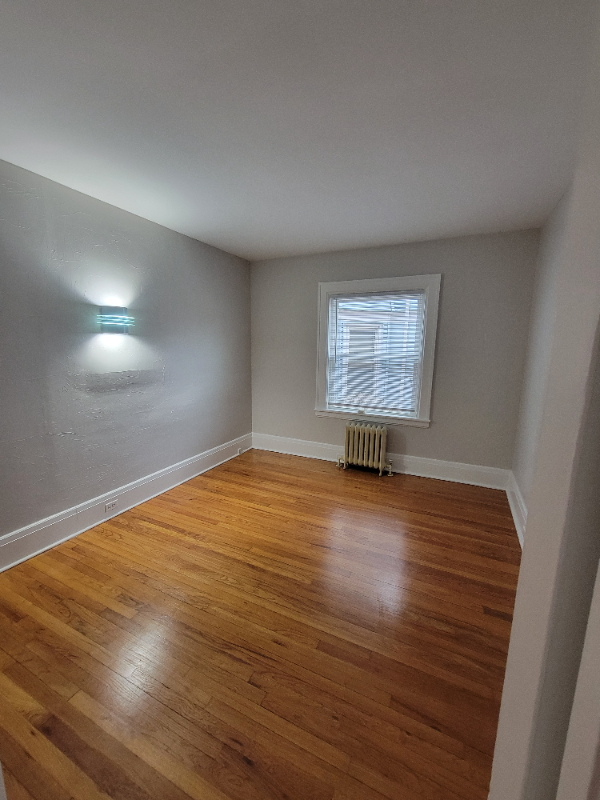 931 W 9th Steet Apartment Erie, PA