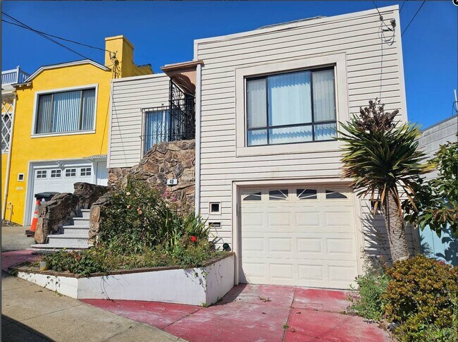 Photo - 48 Stoneyford Ave