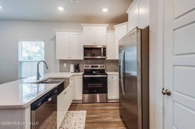 Photo - 114 Debuys Rd