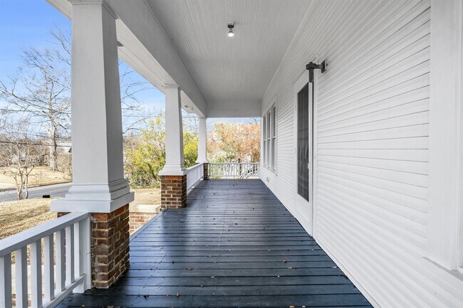 507 S Jackson St Unidad Southern Belle