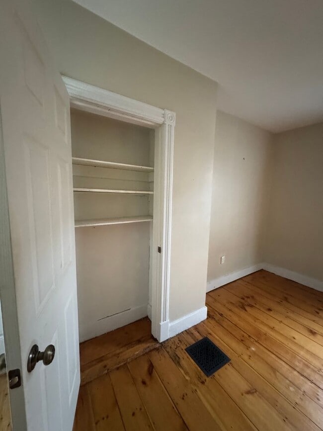 Photo - 14 Boynton St Unit 2