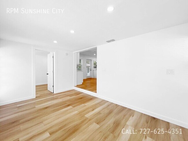 Photo - 4631 Queensboro Ave S Unit 4631