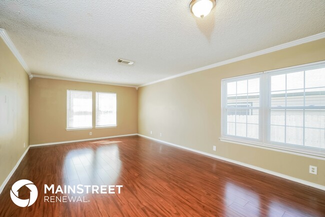 Photo - 6611 Meadow Fawn Dr