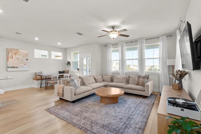 Photo - 7210 Travertine Spring Dr