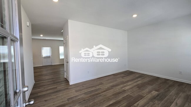 Photo - 2133 Boxwood Cir