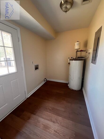 Photo - 928 Greenbriar Trial